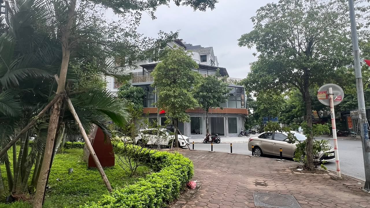 Biệt thự Thạch Bàn Long Biên 145m² giá 44.6 tỷ - Khu cán bộ cấp cao quân đội!