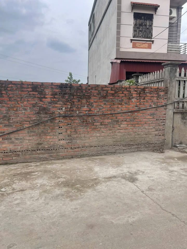 Đất nền Hợp Thịnh Hiệp Hòa 100m² giá 1.1 tỷ - Vị trí trung tâm thuận lợi!