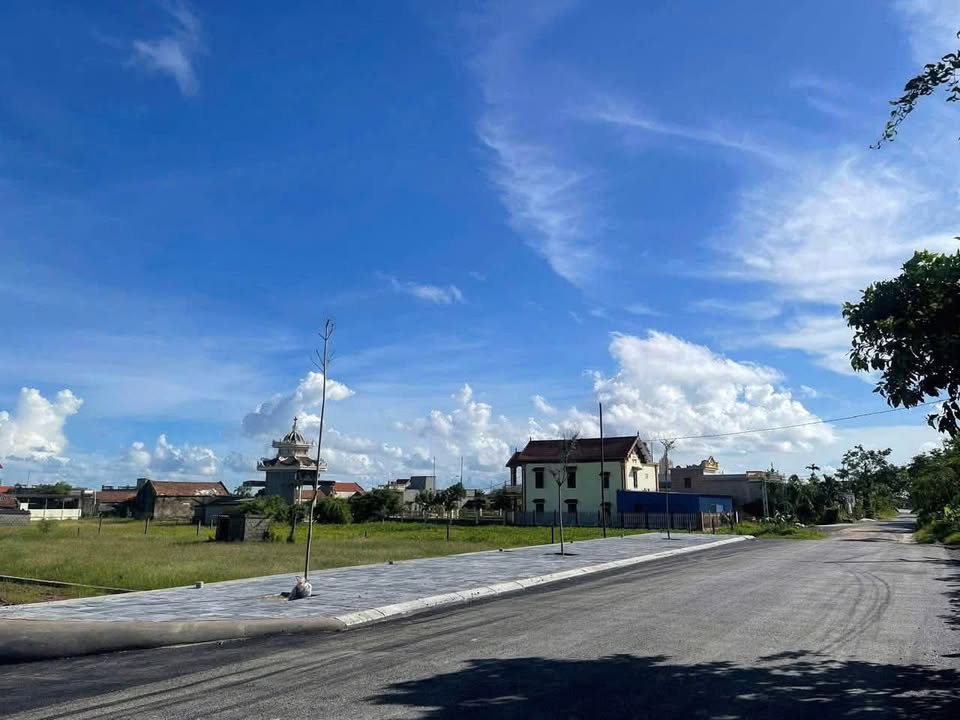 Đất nền Thịnh Long - Nam Định 93m² giá 1.4 tỷ - Cơ hội đầu tư hiếm có!