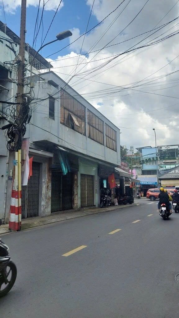 Nhà mặt tiền cho thuê 1019 Lạc Long Quân, Q. Tân Bình 64m² - Giá chỉ 60 triệu/tháng!