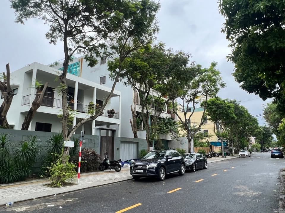 Căn hộ cao cấp 5 tầng tại Nguyễn Văn Thoại, Đà Nẵng - Chỉ 8x tỷ, cách biển 50m!