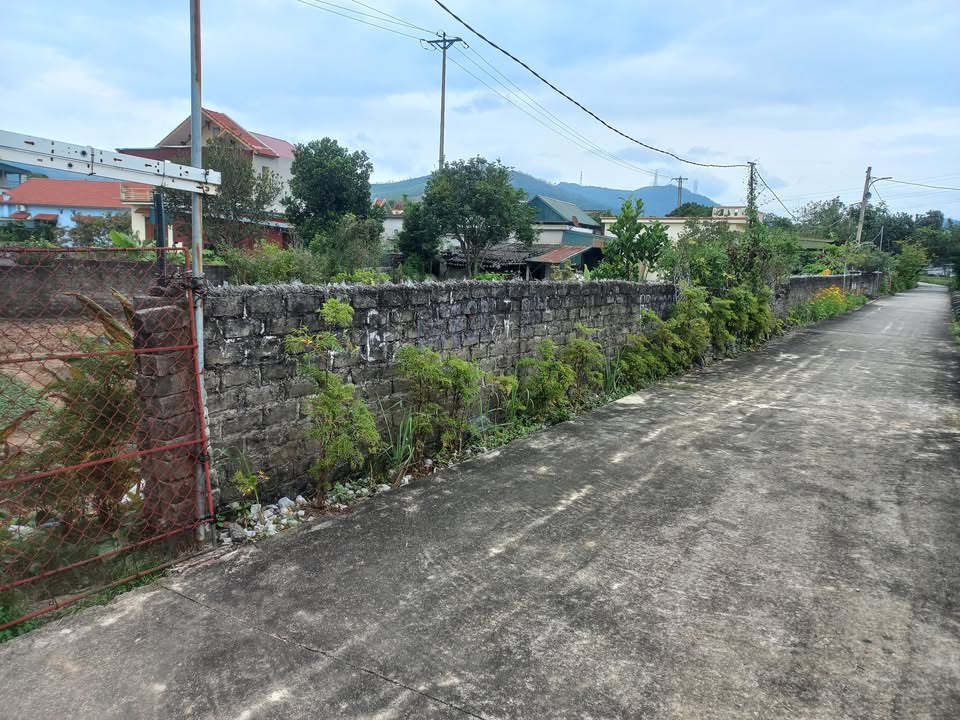 Đất Bắc Sơn Uông Bí 195m² - Mặt tiền rộng, có thể chia lô!