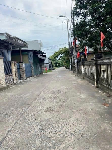 Đất nền đẹp tại phố Hòa Xuân Tây 240m² giá chỉ 800 triệu - Cơ hội đầu tư hấp dẫn!