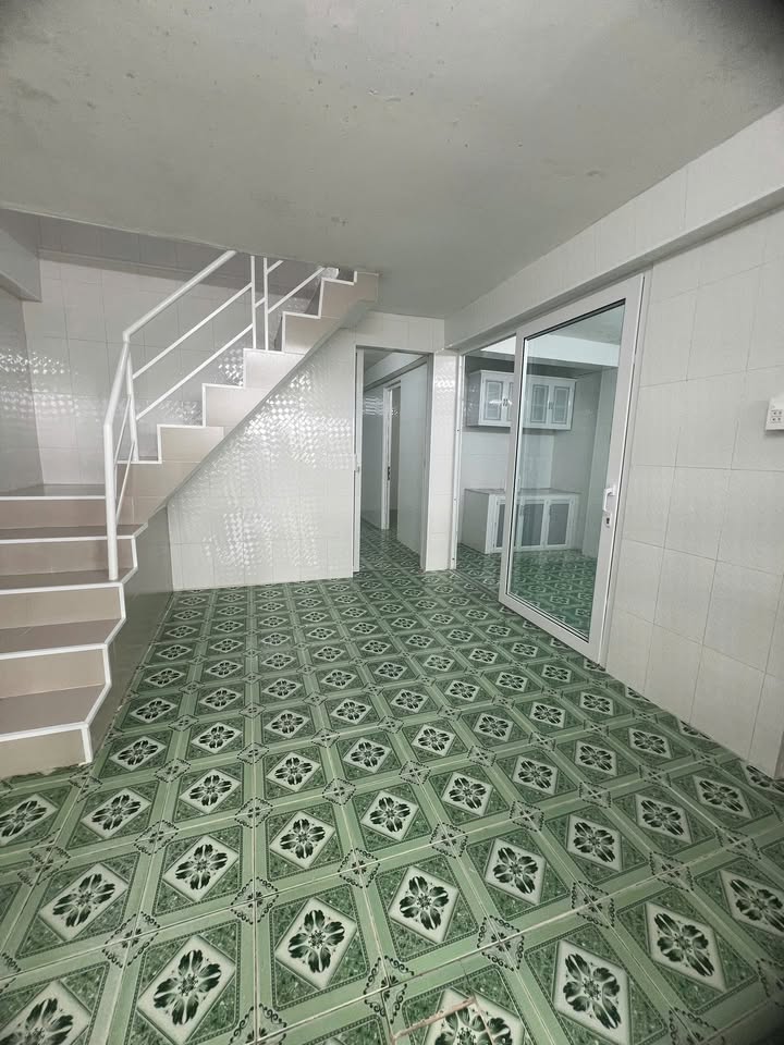 Nhà cho thuê mặt bằng 5 phòng ngủ đường Huyền Trân Công Chúa Đà Lạt 16 triệu - Đầu tư kinh doanh lý tưởng!