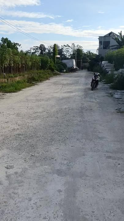 Đất nền 120m² tại Chợ Trung Tâm Hà Lộc - Đầu tư sinh lời chỉ 1.1 tỷ!