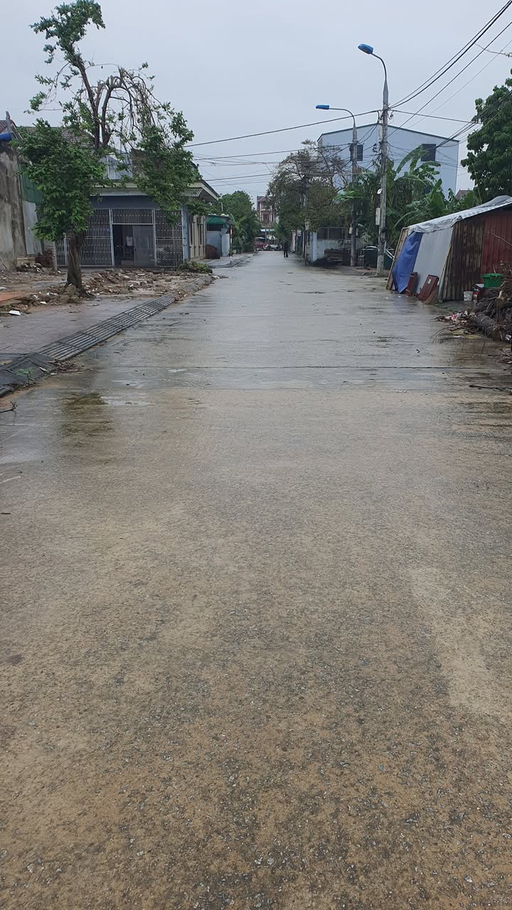 Đất phân lô đẹp tại Ngõ 8, đường Nam, phường Thành Sen 154m² giá chỉ 2.5 tỷ