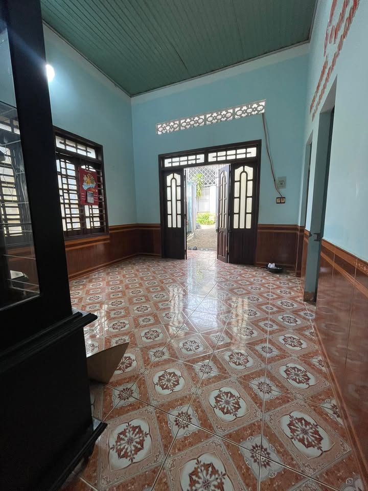 Nhà cho thuê hẻm Nguyễn Xuân Nguyên Buôn Ma Thuột 2PN chỉ 4 triệu - Ở ngay!