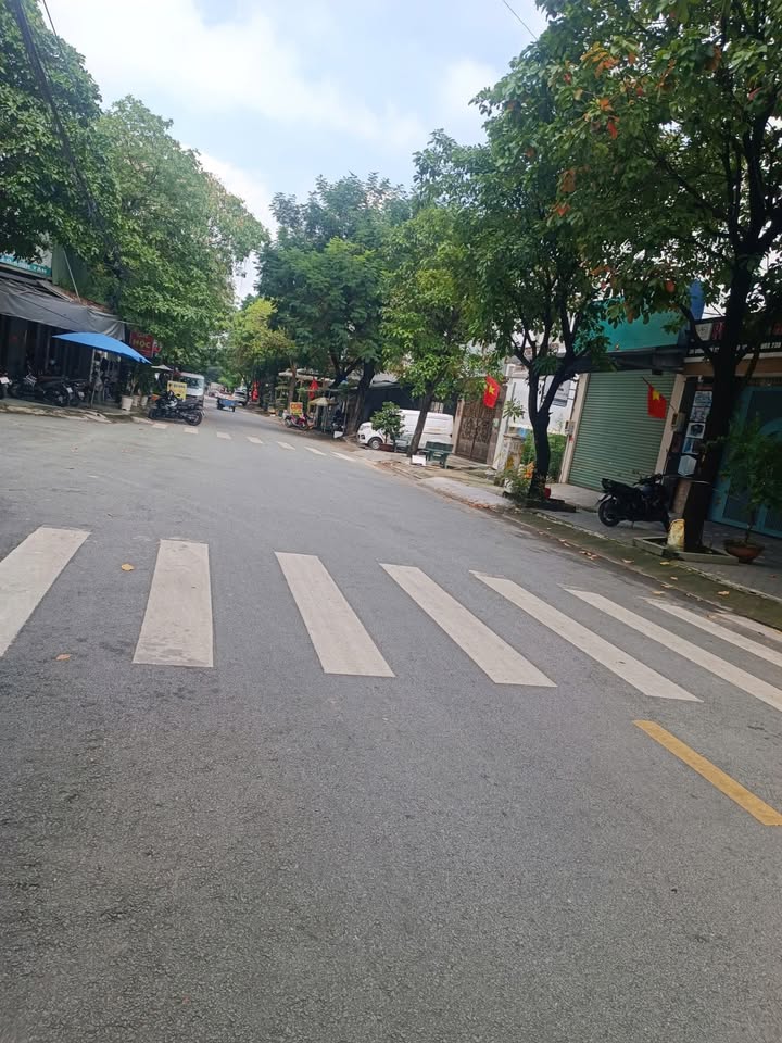 Nhà mặt tiền đường Số 22, Bình Hưng Hòa, Bình Tân 110m² - Cho thuê giá tốt!