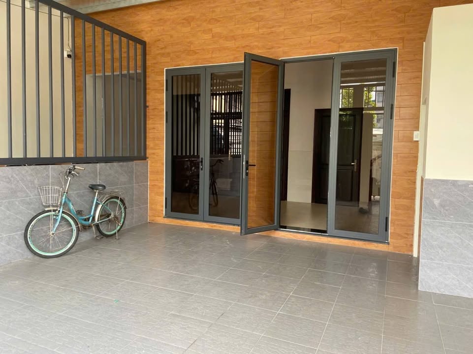 Mặt bằng kinh doanh cho thuê tại 311 Nguyễn Xí, Bình Thạnh - Khu vực sầm uất, dễ dàng setup!