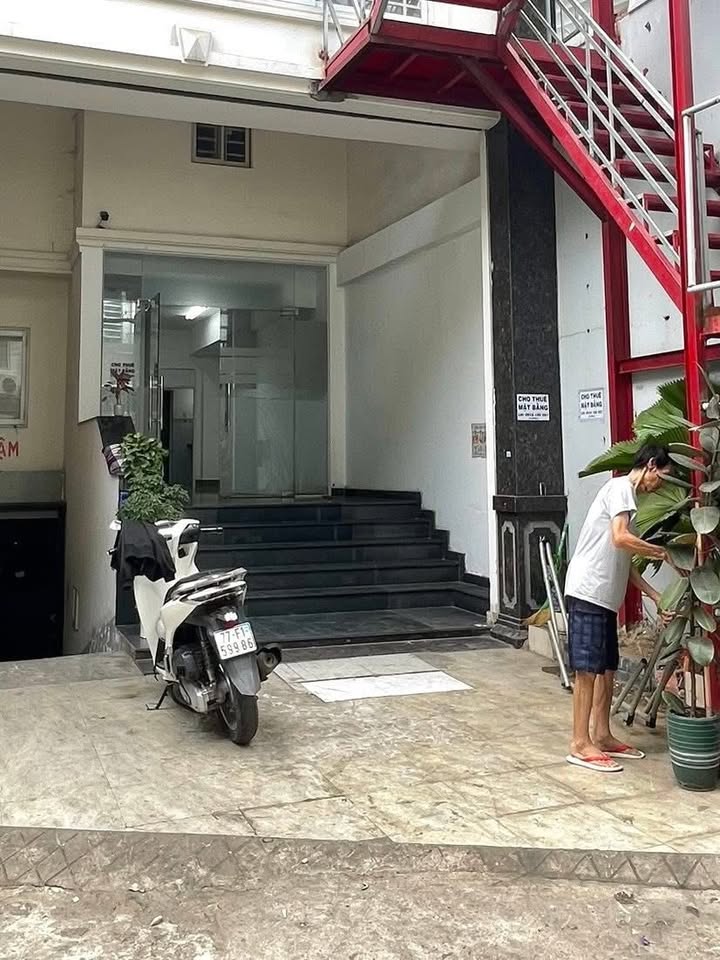 Mặt bằng cho thuê tại 373/1 Lý Thường Kiệt, Tân Bình 90m² - Không gian lý tưởng cho văn phòng hoặc spa!