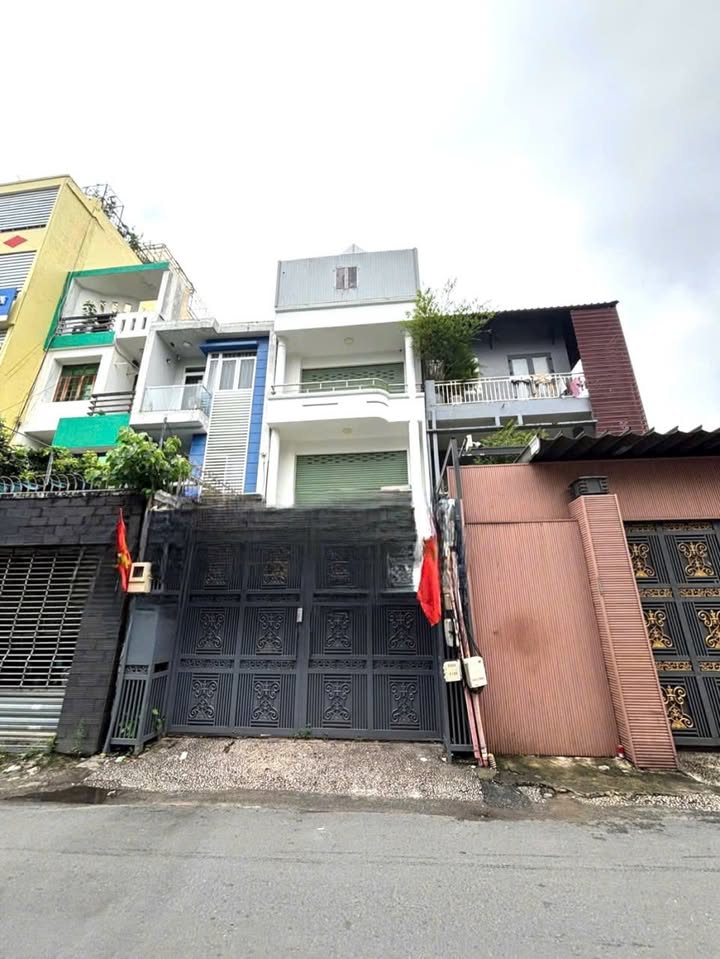 Nhà nguyên căn mặt tiền Đặng Văn Ngữ, Phú Nhuận 110m² giá 55 triệu - Phù hợp văn phòng, spa!