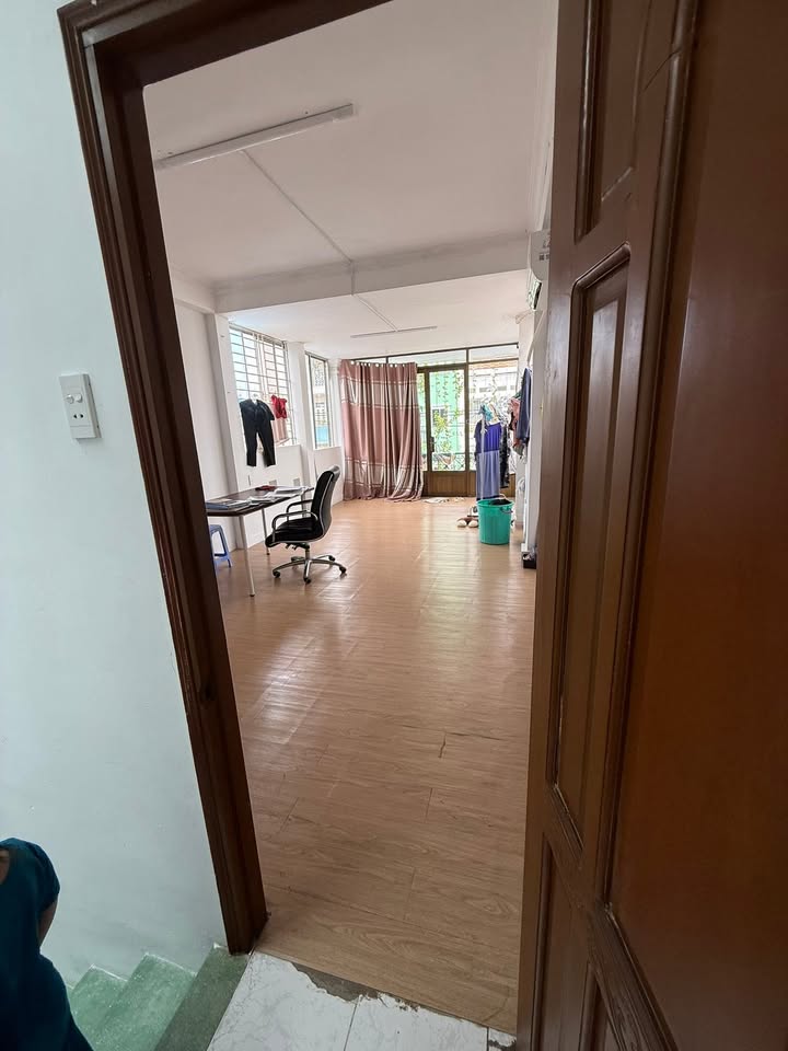 Cho thuê văn phòng 70m² tại Bình Thạnh - Không gian thoáng đãng, tiện ích đầy đủ!