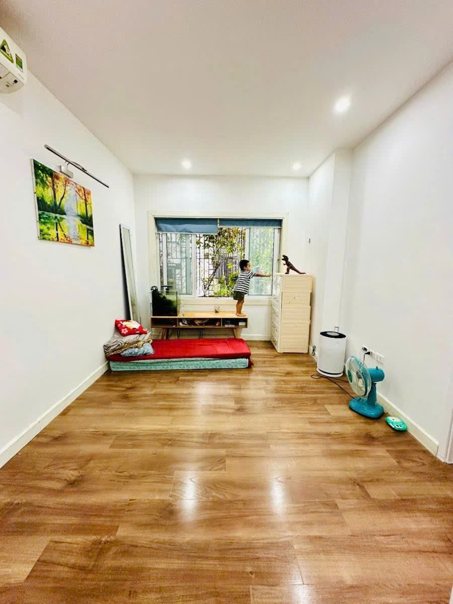 Nhà phố Phan Đình Giót 35m² giá 7.8 tỷ - Thiết kế hiện đại, ba gác đỗ cửa!