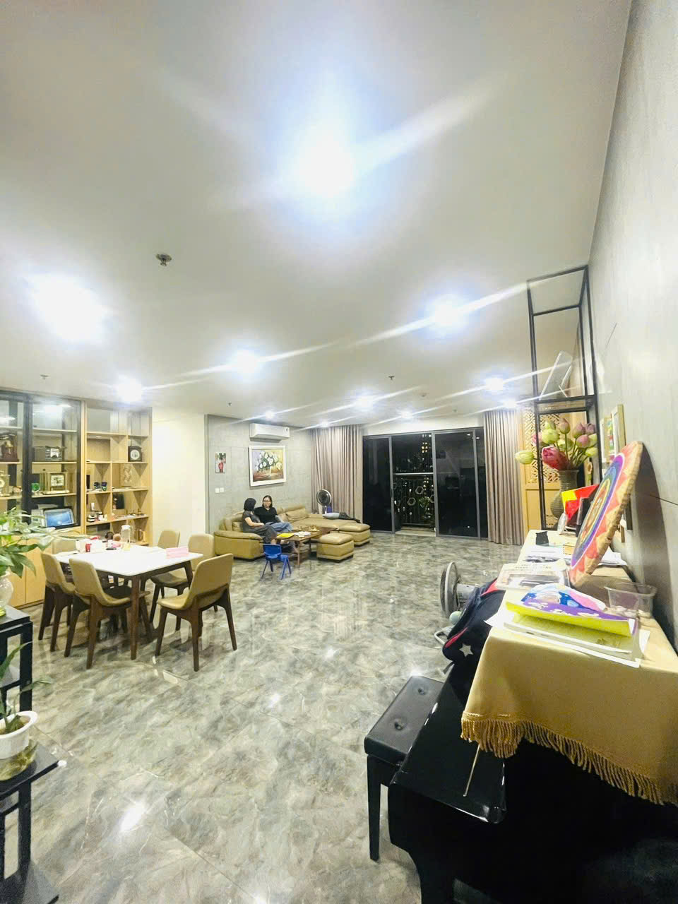 Căn hộ Ngoại Giao Đoàn 158m² giá 19 tỷ - View đẹp, lô góc 3 thoáng!
