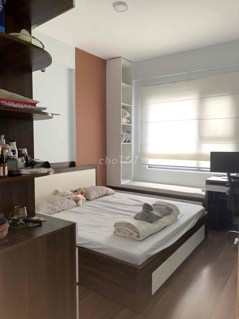 Căn hộ Lovera Vista 60m² giá 2.1 tỷ - Full nội thất, tiện ích đầy đủ!