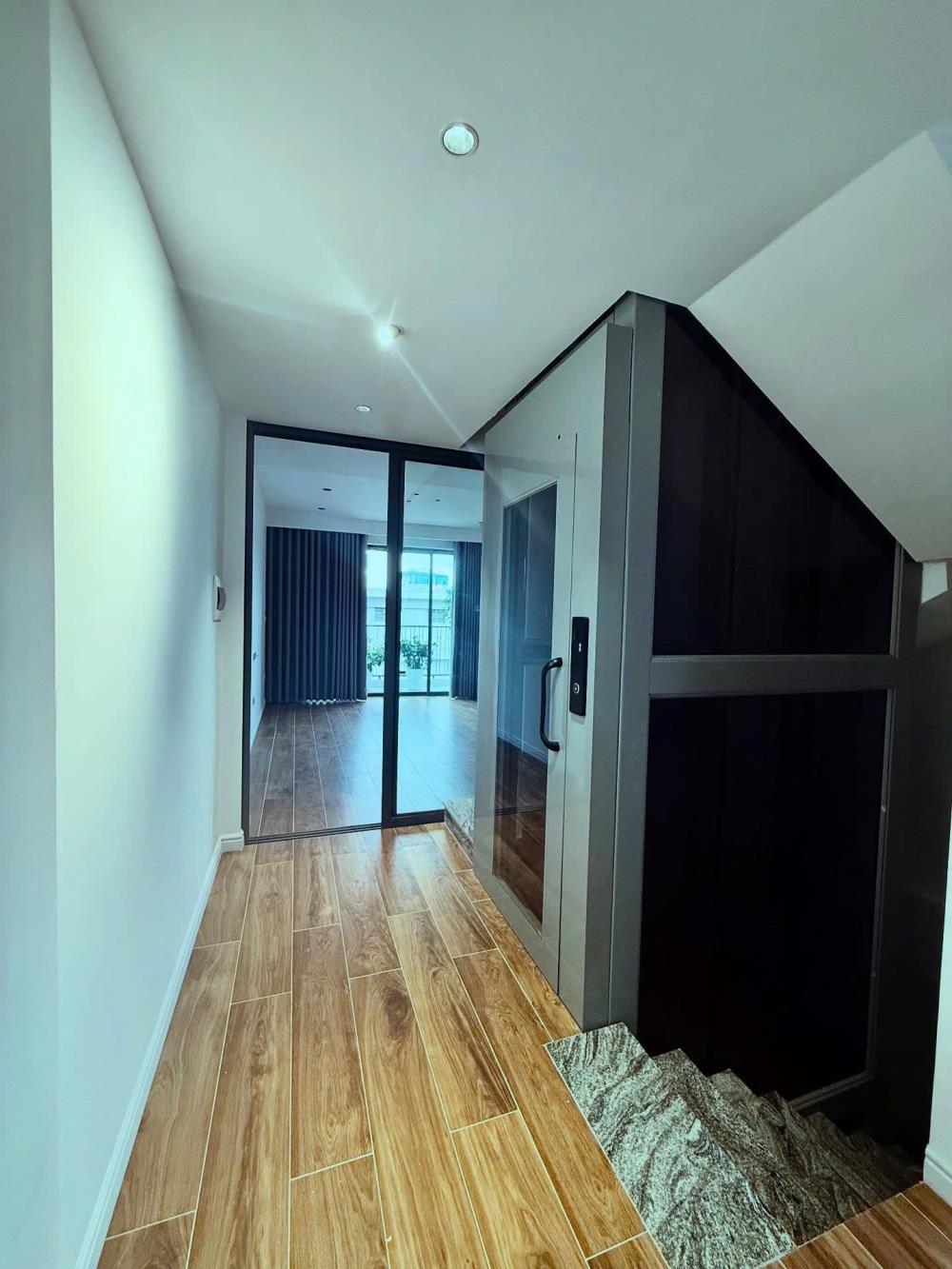 Nhà phố Xuân Đỉnh 47m² giá 19.5 tỷ - Thang máy, nội thất 5⭐, sẵn sàng ở ngay!