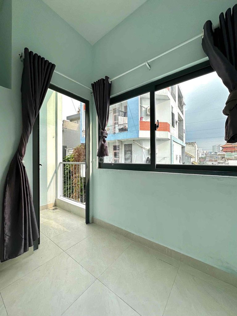 Căn hộ Studio Ban Công Thoáng Mát 25m² giá 5.3 triệu - Thang máy tiện lợi, cho nuôi pet!