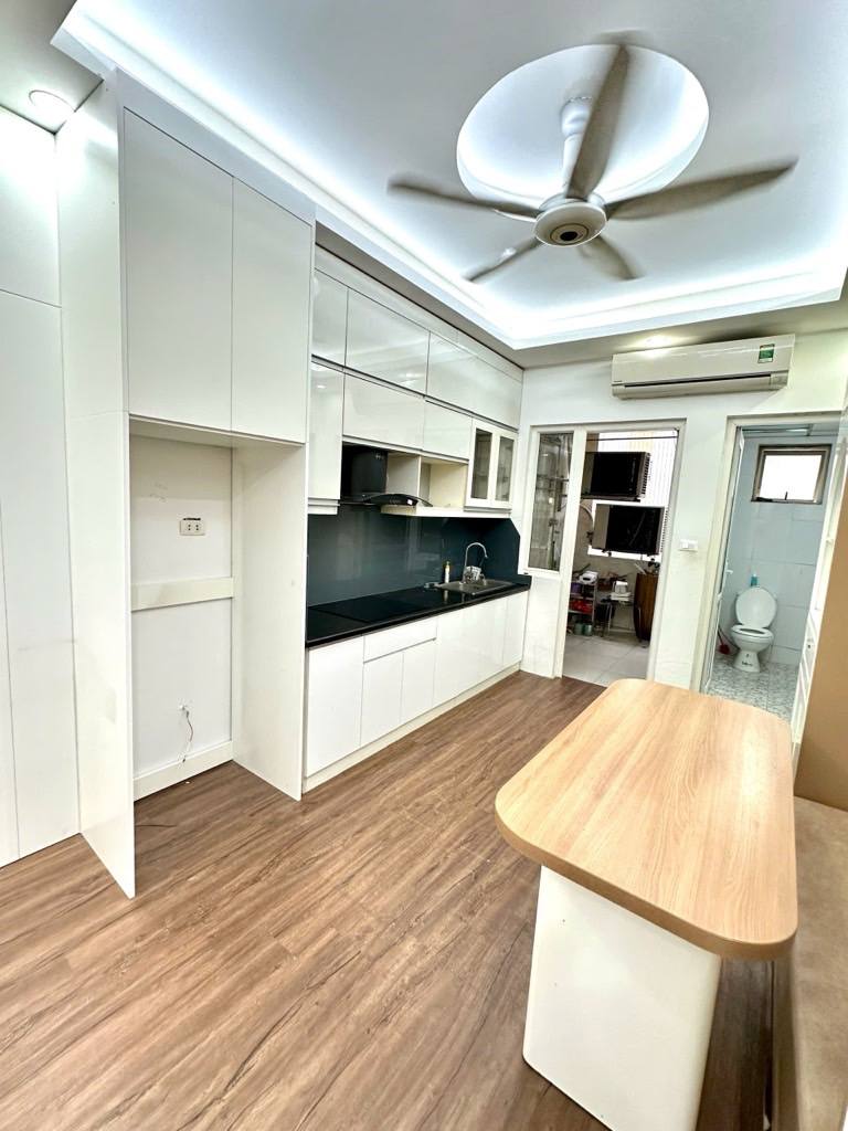 Căn hộ CT11 Kìm Văn Kim Lũ 73m² giá 4.96 tỷ - Sổ đỏ vuông vức, giao dịch ngay!