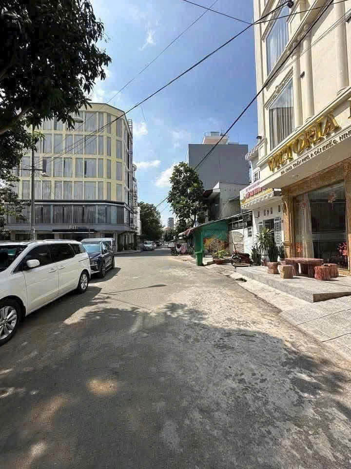 Khách sạn 6 tầng đường Trần Quang Khải, Cái Khế 125m² giá 19.5 tỷ - Đầu tư sinh lời ổn định!