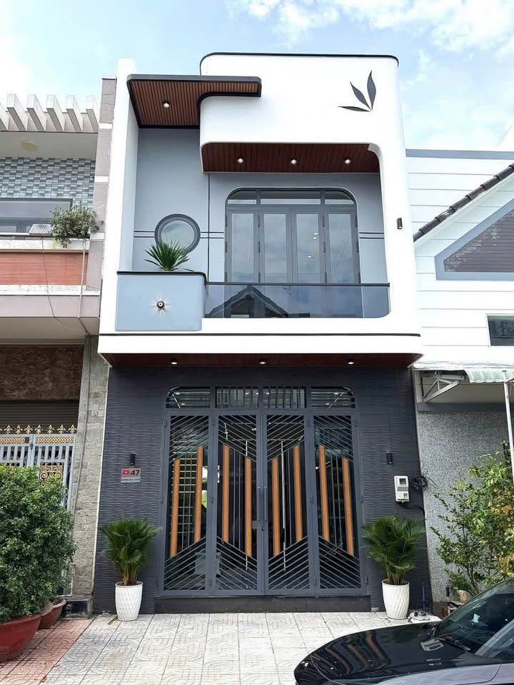 Nhà phố KDC Văn Hóa Tây Đô 65m² giá 4.15 tỷ - Full nội thất, gần trung tâm!