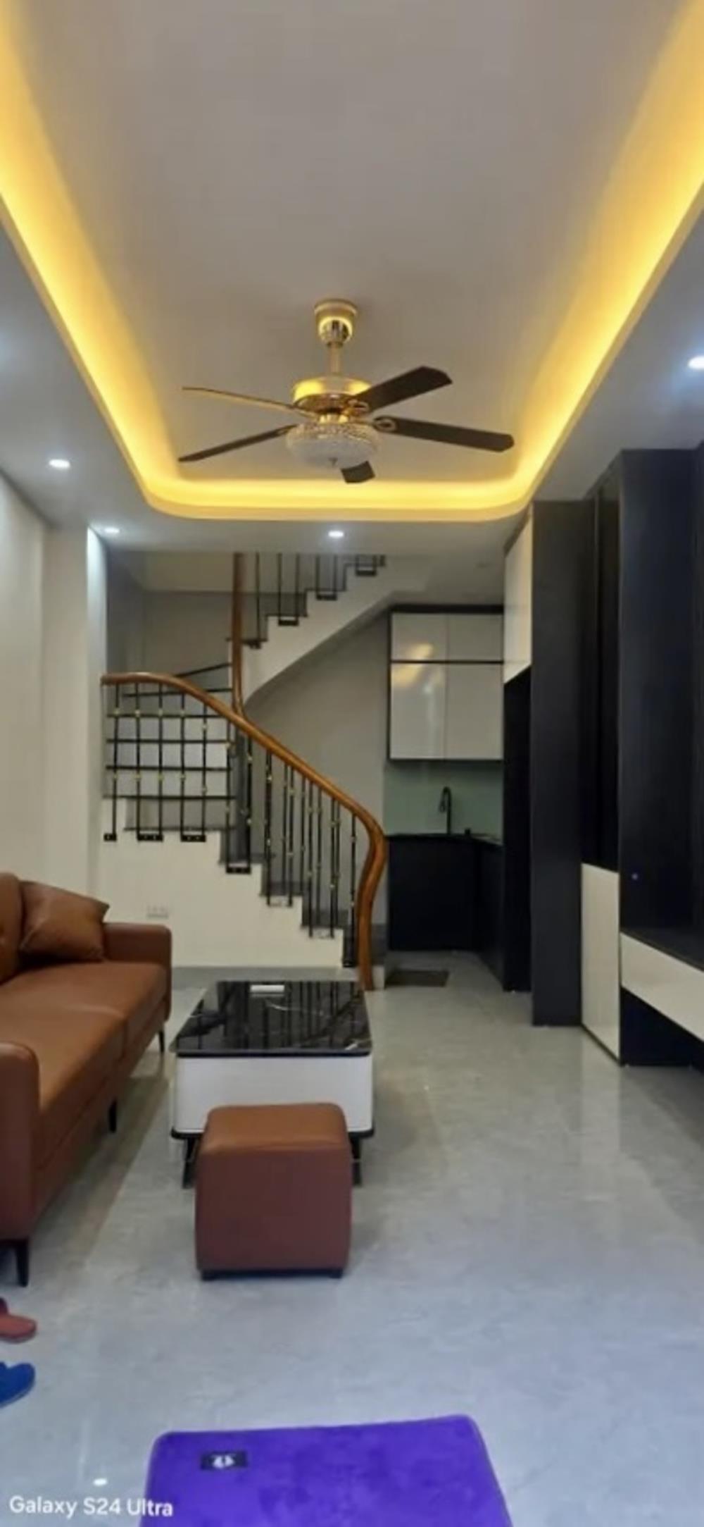 Bán nhà phố Trường Chinh, Đống Đa, 28m² giá 8,5 tỷ - Thiết kế đẹp, chỉ 75m ra phố!