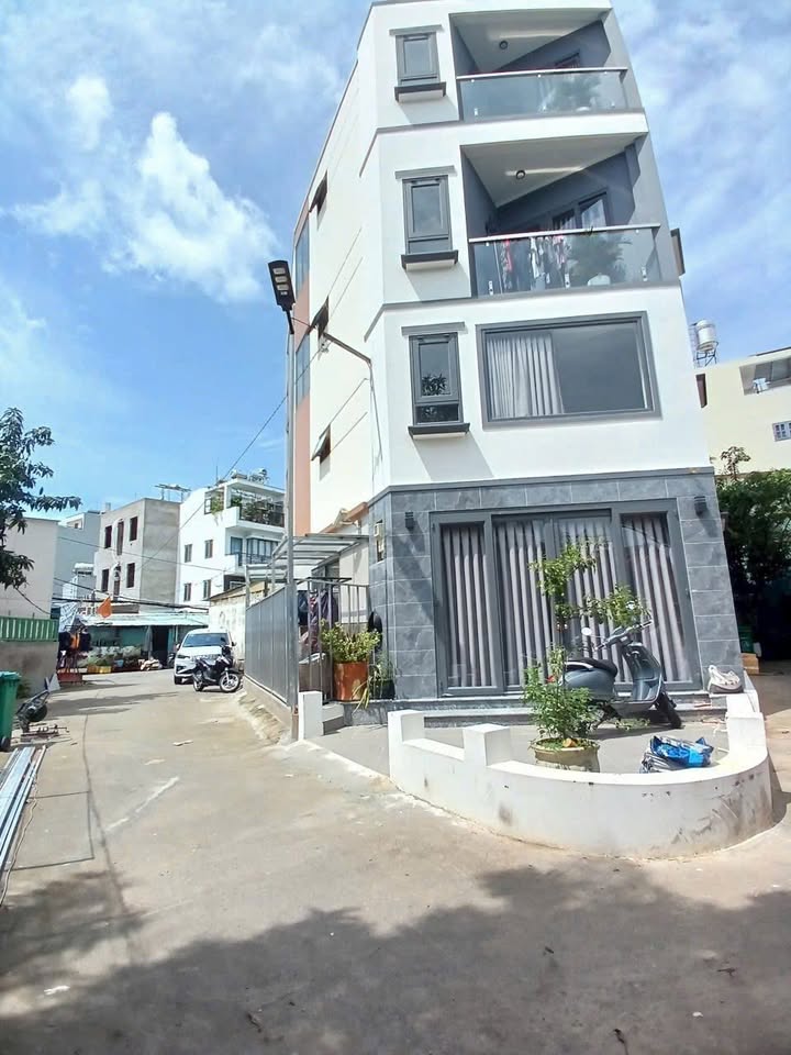 Nhà mới bán gấp tại Đặng Thùy Trâm, Bình Thạnh - 46m² giá 7 tỷ - Tiện ích đầy đủ!