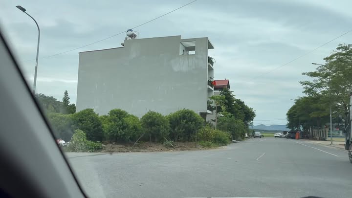 Đất nền Tổ Dân Phố Hương, Tân An, Yên Dũng 120m² giá 3 tỷ - Hướng Đông Tài Lộc