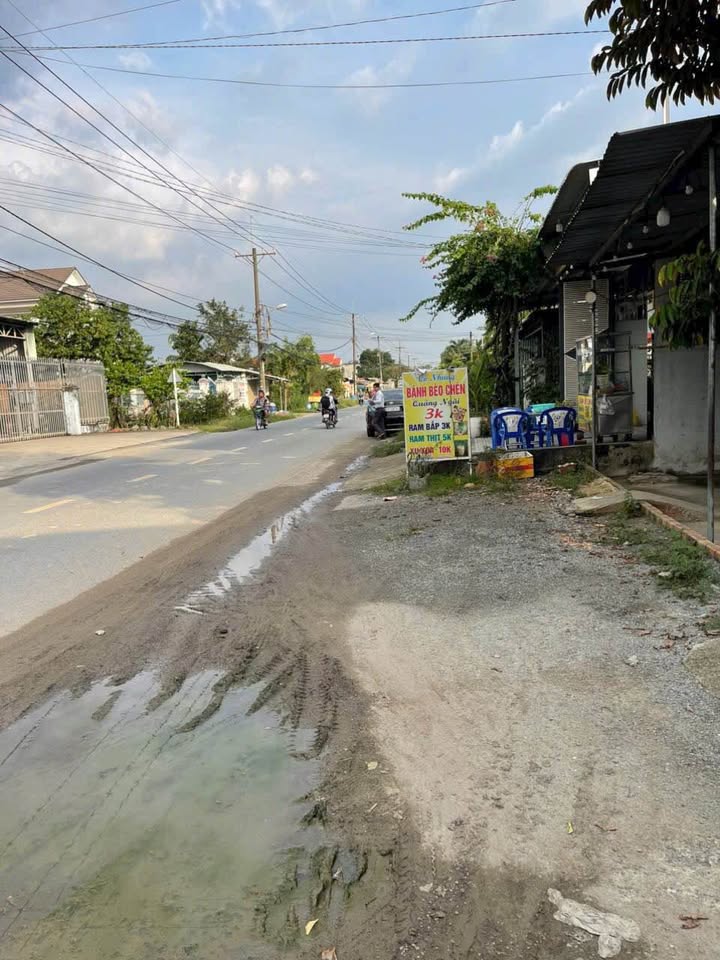 Nhà mặt tiền Sông Lu, Bình Mỹ, Củ Chi 202m² giá 5.7 tỷ - Kinh doanh sinh lời ngay!