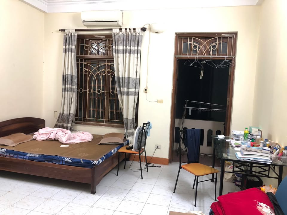 Nhà nguyên căn 3 tầng phố Tây Sơn Đống Đa giá 5.8 triệu - Chính chủ cho thuê ngay!