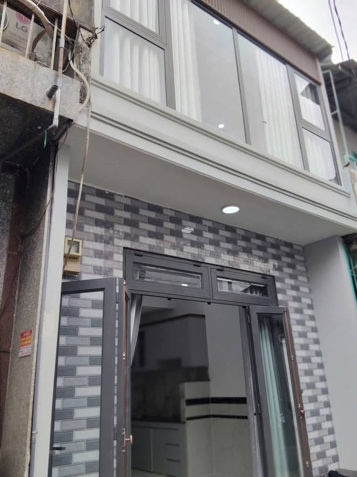 Nhà bán Tân Thới Hiệp Q12 20m² giá 1.15 tỷ - Thiết kế 2 tầng đẹp mắt!