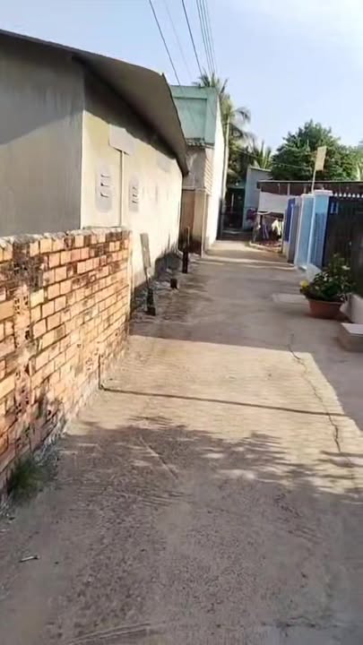 Nhà bán gấp tại Long Thành, Đồng Nai 135m² - Khu dân cư đông đúc, sổ đỏ chính chủ!