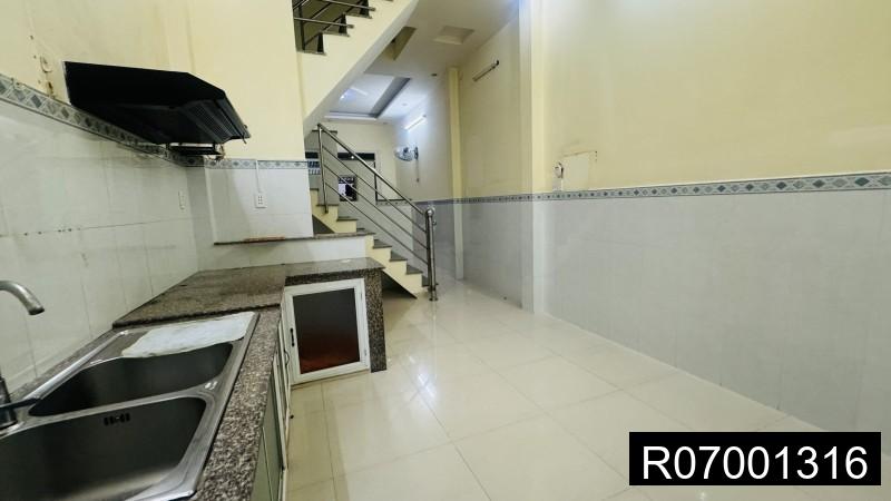 Nhà mặt tiền quận 7 41m² giá 9.5 tỷ - Đầu tư sinh lời ngay!