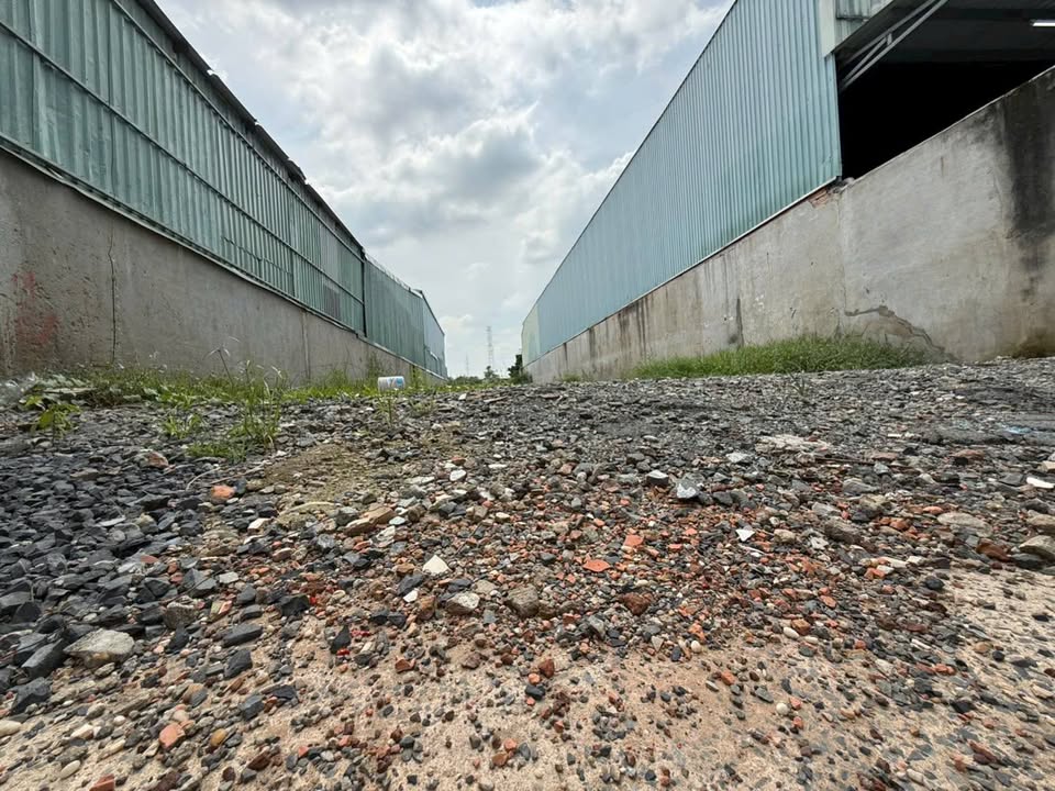 Đất mặt tiền TX21, Quận 12, Diện tích 400m² - Kinh doanh đa ngành, giá chỉ 2x tỷ!