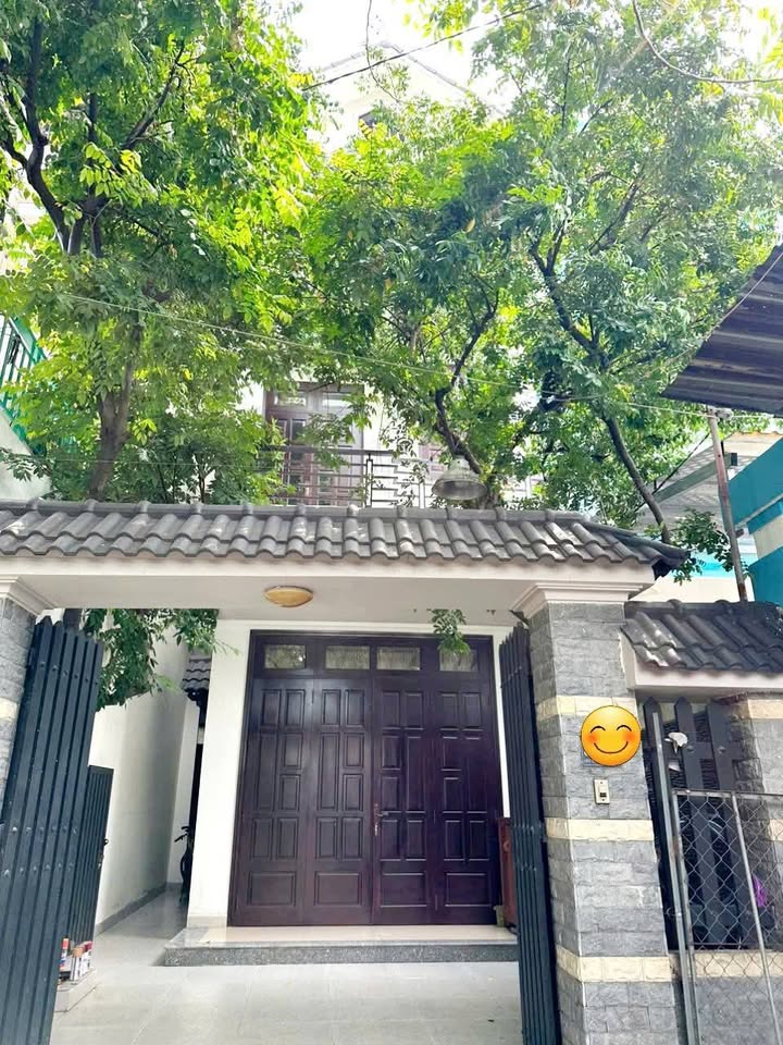 Nhà cho thuê quận 12, 100m² giá 15 triệu - Full nội thất, sẵn sàng ở ngay!