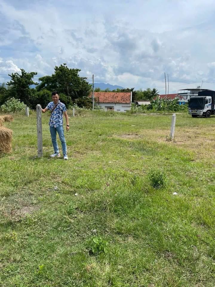 Lô đất Ninh Đa, Khánh Hòa 108m² giá 1.4 tỷ - Đường rộng 6m, đối diện công viên!