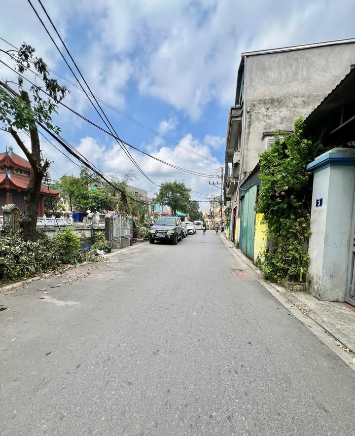 Đất thổ cư Dương Hà 50m² giá 3 tỷ - Sổ đỏ chính chủ, không quy hoạch!