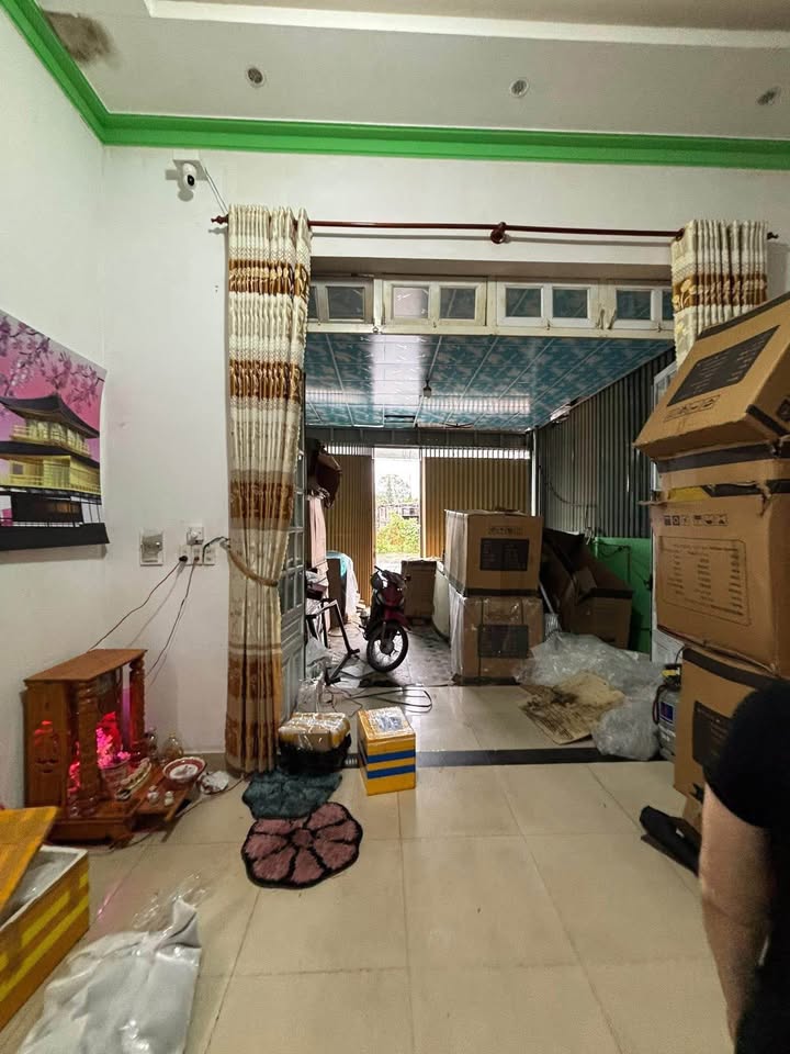 Nhà mặt tiền Hoàng Văn Thụ, Đức Trọng 244m² giá 5.85 tỷ - Kinh doanh sầm uất ngay trung tâm!