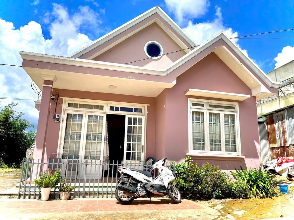 Nhà nguyên căn Triệu Việt Vương, Đà Lạt 100m² giá 10 triệu - Không gian thoáng đãng chờ đón bạn!