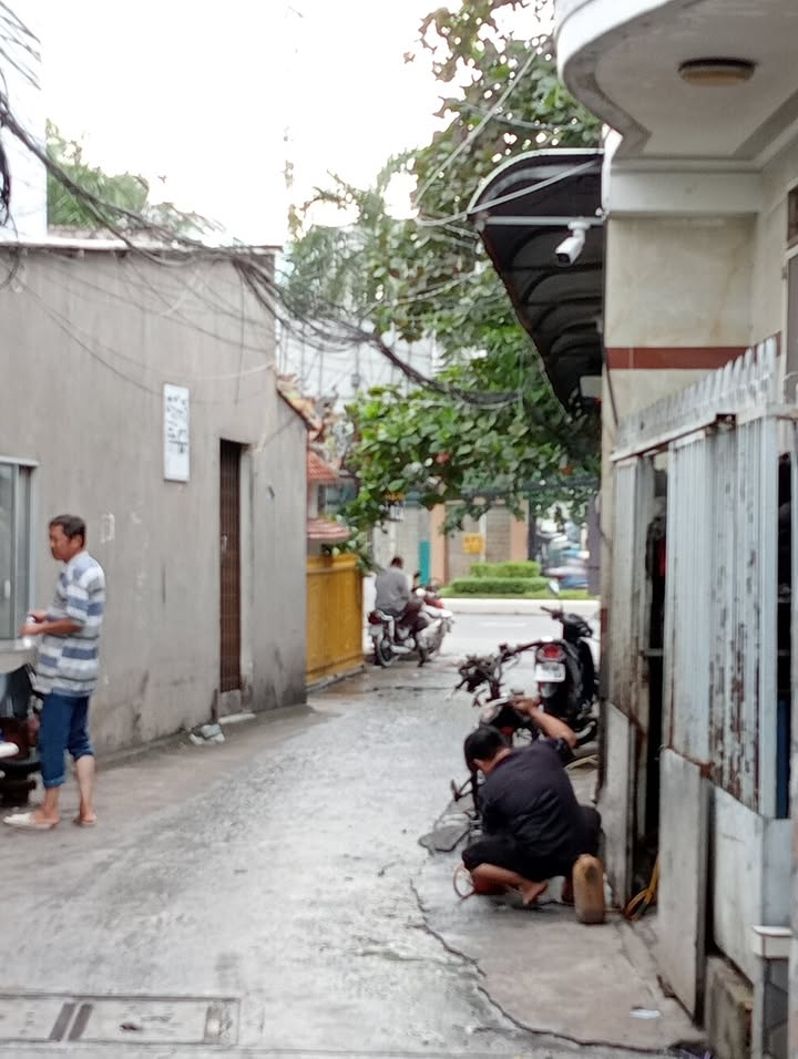 Nhà trệt góc 2 mặt tiền Hẻm 117, Đường 3 Tháng 2, Cần Thơ - Giá chỉ 5.5 tỷ!