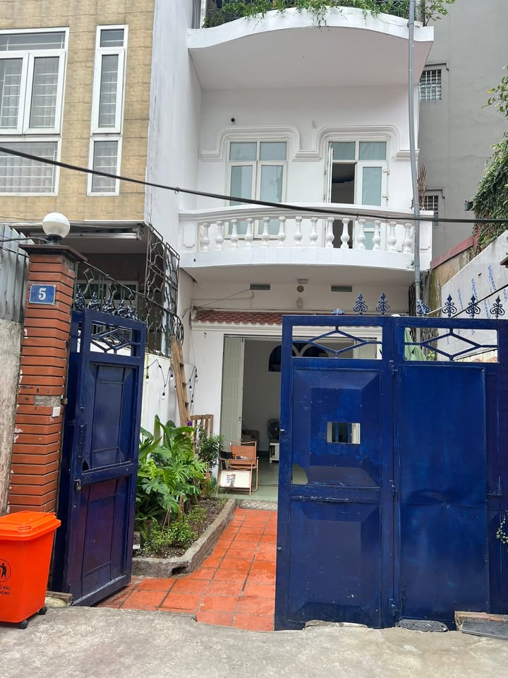 Cho thuê penthouse tại Hai Bà Trưng 80m² giá 9 triệu - Chính chủ, vào ở ngay!