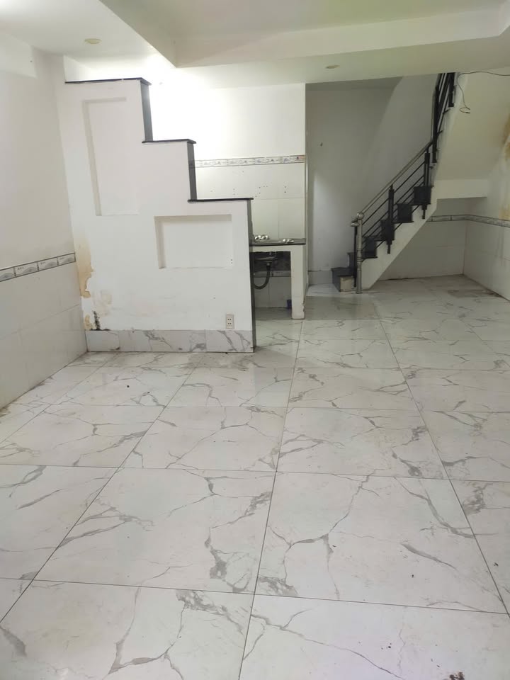 Nhà cho thuê tại Nguyễn Duy Cung, Gò Vấp - Diện tích 32m², giá 7 triệu/tháng - Sẵn sàng đón khách!