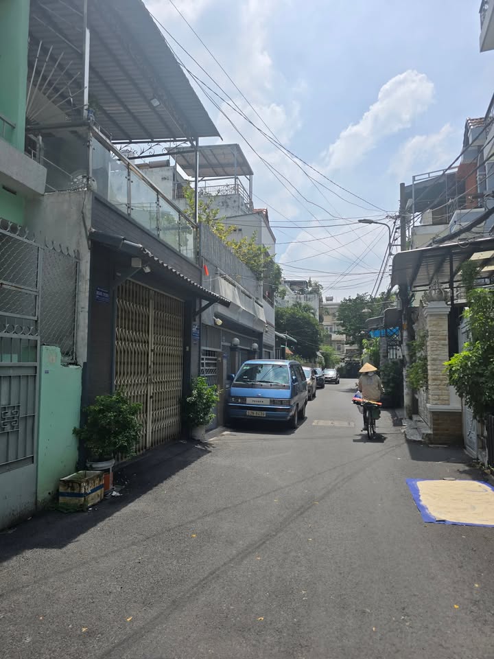 Nhà phố Tân Bình 24m² giá 4 tỷ - Xe hơi đỗ cửa, khu dân trí cao!