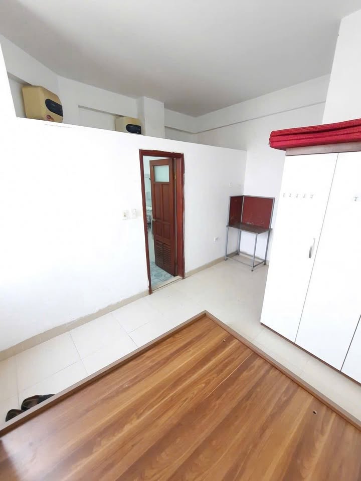Cho thuê phòng trọ Cầu Giấy 20m² giá 3 triệu - An ninh tốt, giờ giấc tự do!