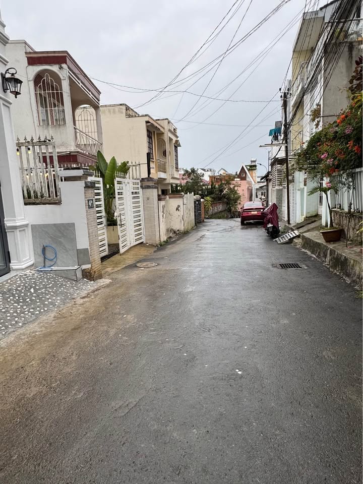 Đất Hẻm Ô Tô Đường Mai Hoa Thôn Đà Lạt 91.93m² giá 6 tỷ - Cơ hội đầu tư tuyệt vời!
