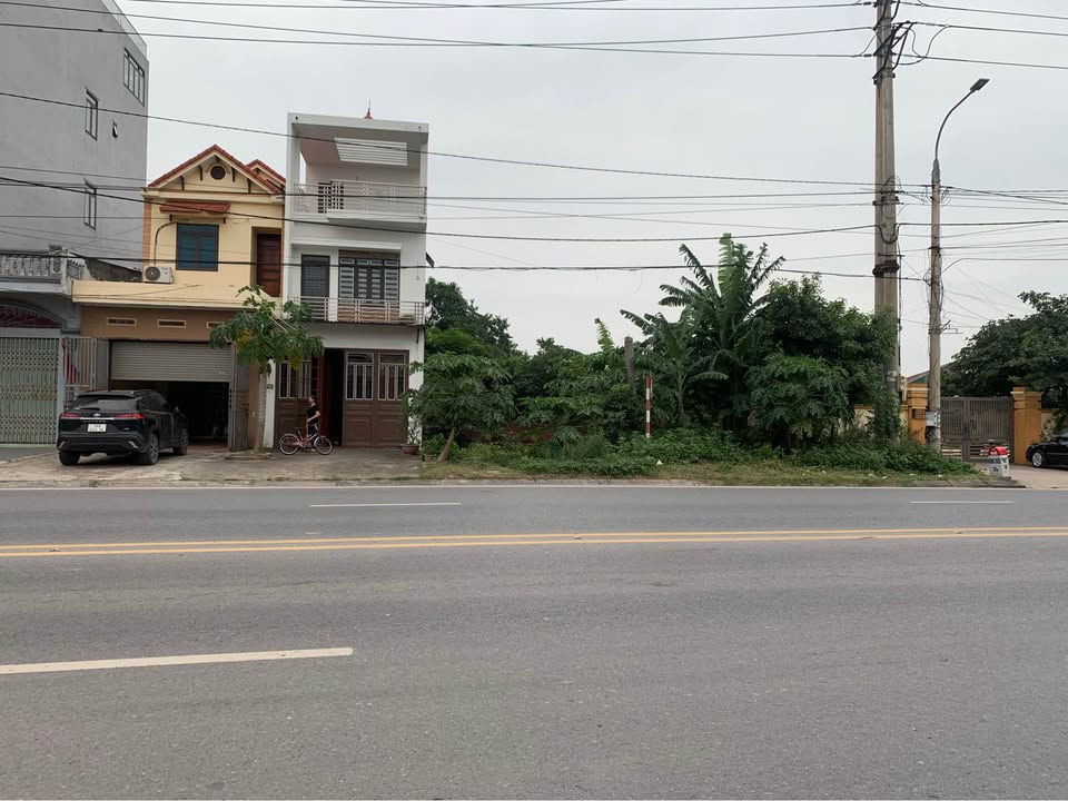 Lô đất mặt đường Quốc lộ 18A – Xuân Sơn, Đông Triều 90m² giá chỉ 1.9 tỷ - Cơ hội đầu tư tuyệt vời!