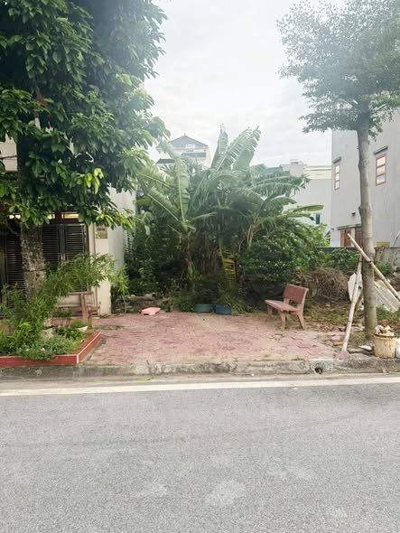 Đất KĐT Âu Việt Hải Dương 65m² giá 3.3 tỷ - Vị trí đắc địa, kinh doanh thuận lợi!