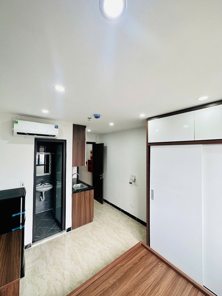 Nhà cho thuê Ngõ 279 Đội Cấn, 30m² giá 5 triệu - Chỉ việc xách vali vào!