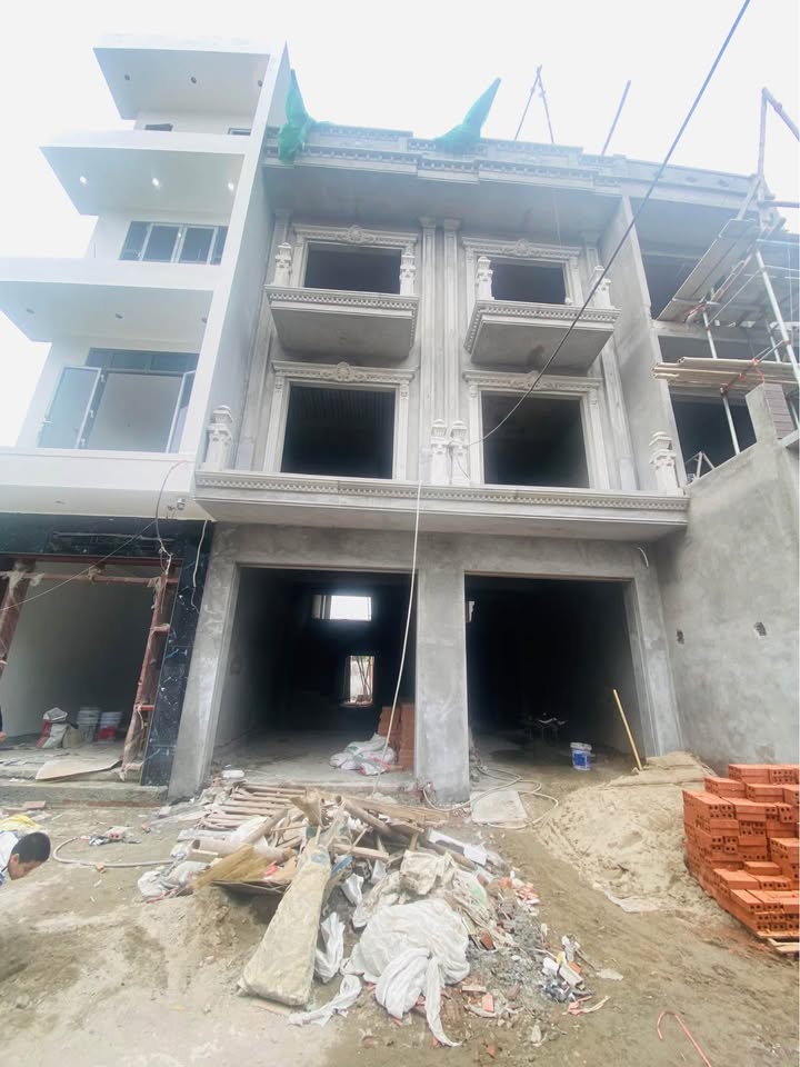 Nhà 3.5 tầng Quang Trung, Thái Bình 62m² giá 3.9 tỷ - Vị trí hiếm có!