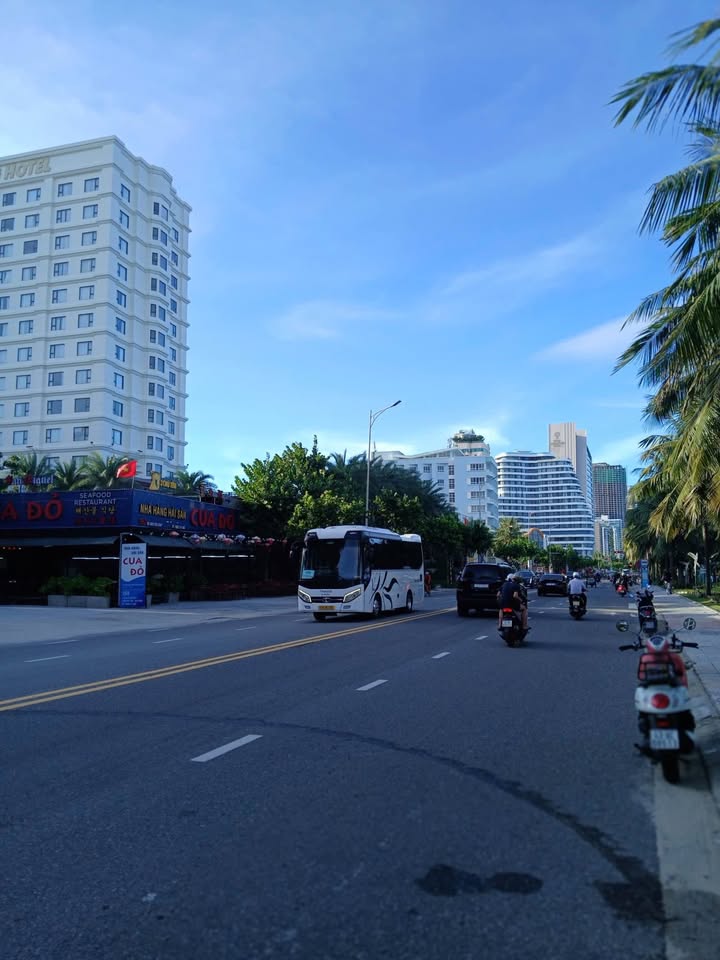 Nhà 2 tầng Mỹ Đa Đông 5 70m² giá 8.5 tỷ - Gần biển, tiện ích đầy đủ!