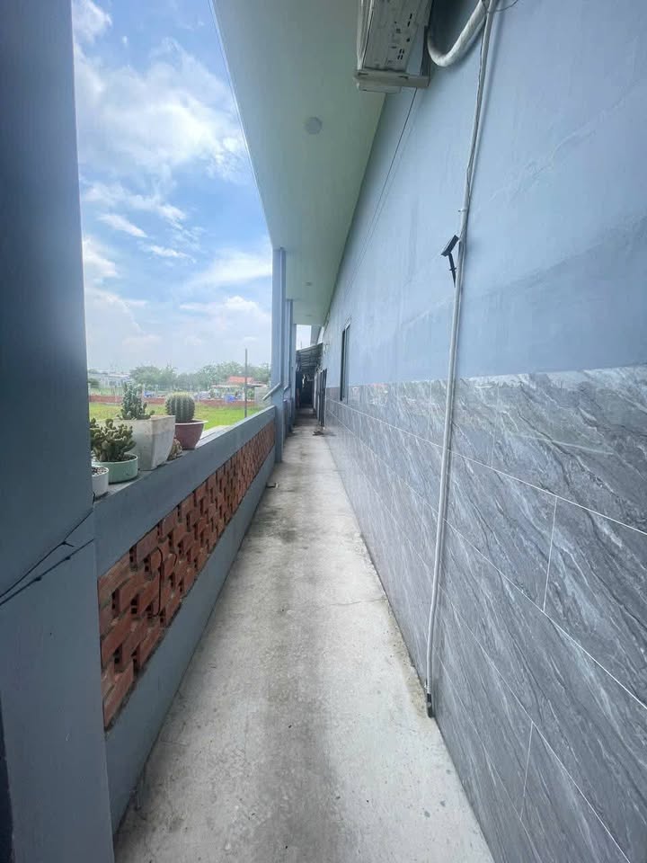 Nhà lầu và phòng trọ tại xã Mỹ Hạnh Bắc, huyện Đức Hòa, 200m² - Đầu tư sinh lời ngay!